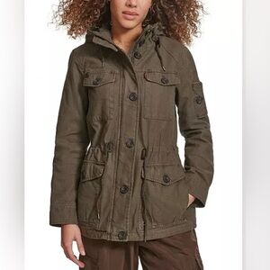 Levi's Women's Utility Jacket in Olive